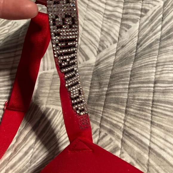 Victoria’s Secret bras - Picture 4 of 6